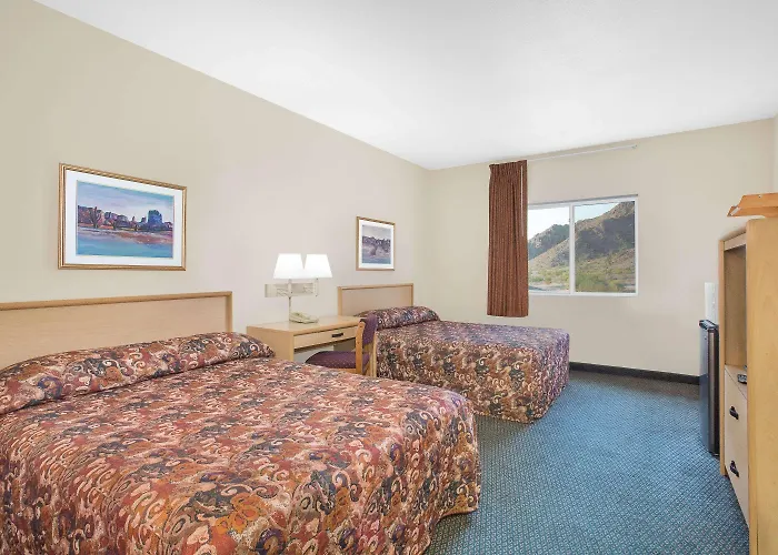 Super 8 By Wyndham Az 2*